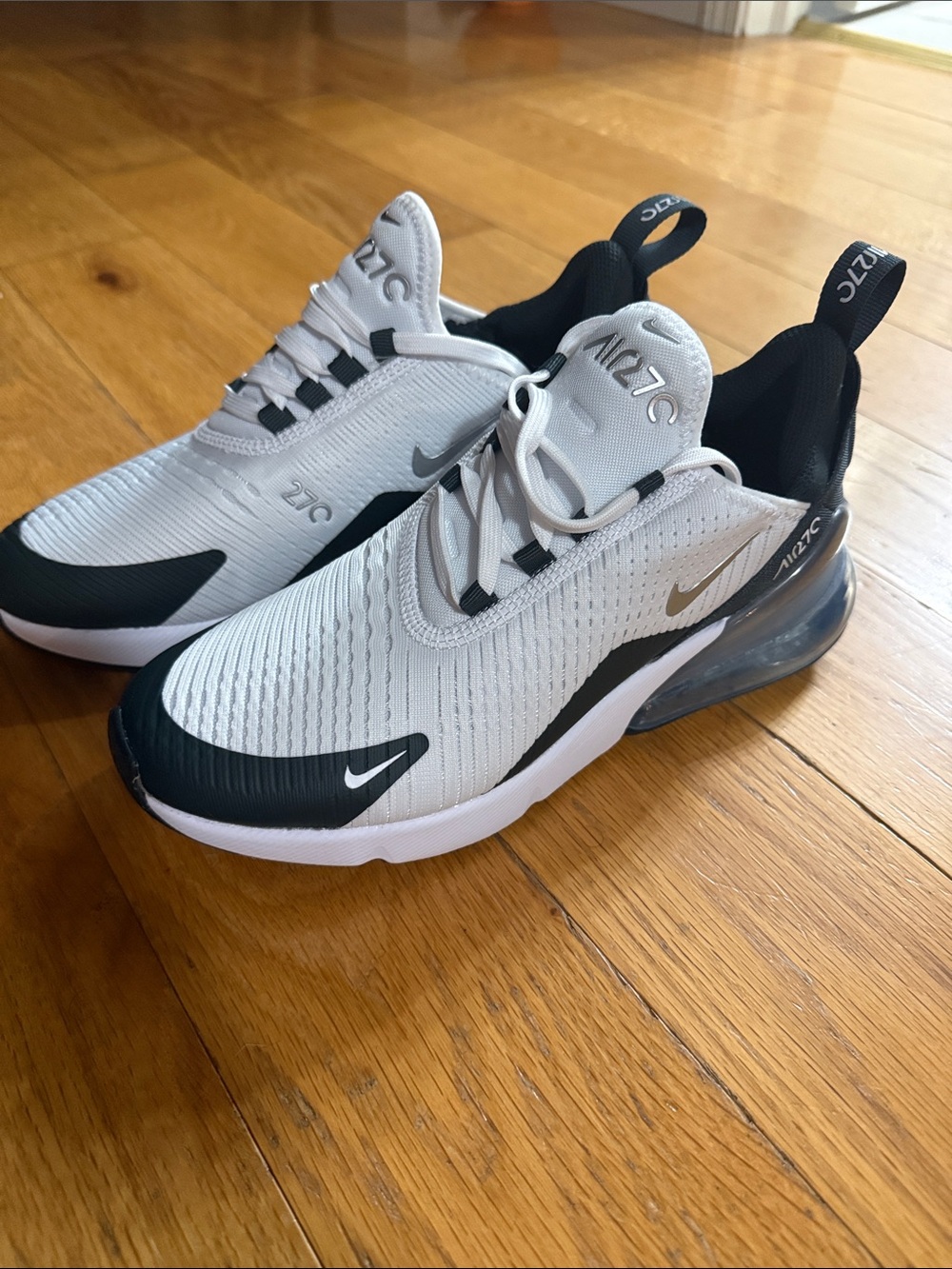 Nike White and Black Women's Air Max 270 Athletic Sneakers
